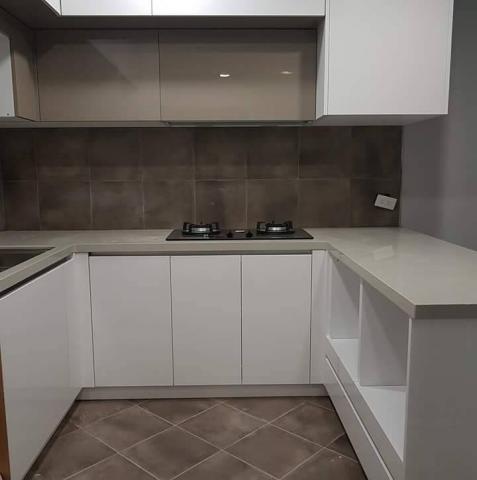 鴻銘石材開發 - ㄇ字型廚具檯面