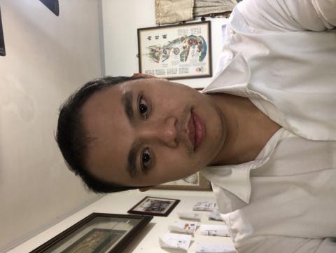 提供餐點服務的專家陳昇宏