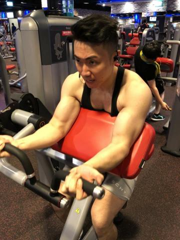 基隆台北自由教練Calvin - 嚴格的對待自身訓練,才能將訓練經驗分享給學生   基隆台北自由教練Calvin - 嚴格的對待自身訓練,才能將訓練經驗分享給學生