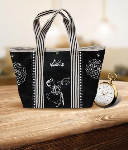 Girl’s Studio.  設計工作室  - 商品圖案合成