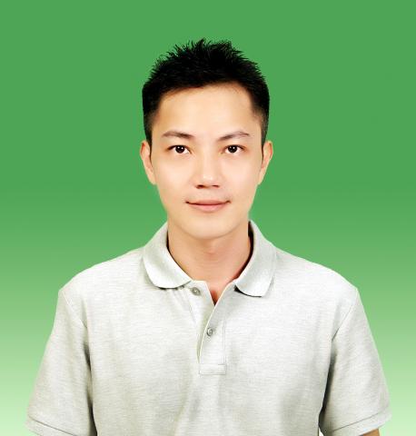 提供數學老師服務的專家黃政承