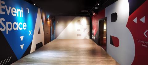 平行設計股份有限公司 - CLBC企業品牌整體規劃及牆面設計