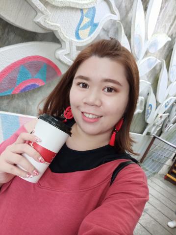 提供ikea層架服務的專家Judy English