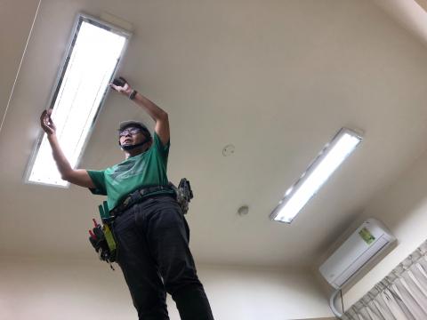 鐳森設計工程有限公司(原水立方興業有限公司) - 台中霧峰朝陽科技大學更換燈具標案