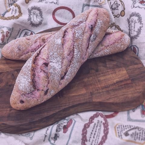 Ellie Hsiao - 紫薯歐式麵包