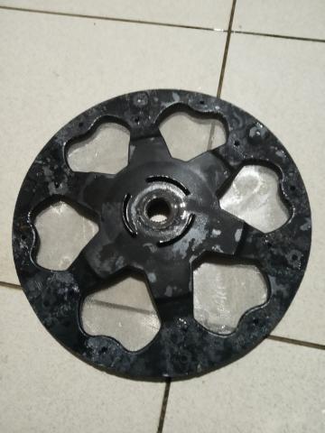 林承隆 - LG洗衣機-底座前面清洗後