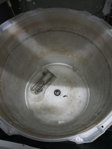 林承隆 - LG洗衣機-外筒清洗前