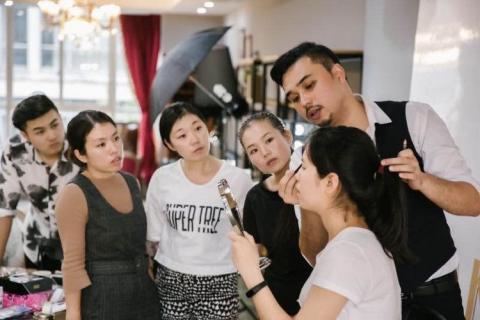 PANDA Makeup Studio - 中國各省化妝品精品店    客座講師