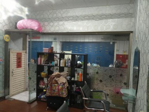 全宏工作室 - 1080214。新北市新店區玫瑰城。壁紙施作。 全宏工作室 - 1080214。新北市新店區玫瑰城。壁紙施作。