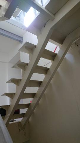 萬鑫金屬嚴秀珠 - 龍骨梯