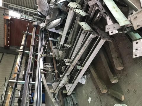 萬鑫金屬嚴秀珠 - 白鐵H