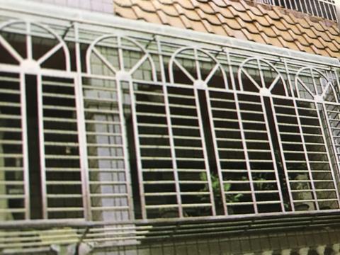 啟陽鐵工廠 - 不鏽鋼窗、鋁窗、氣密窗
