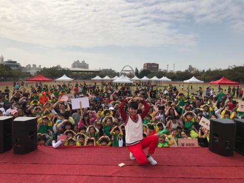 集賸整合行銷 - 幼兒體能《親子運動會》