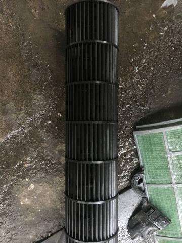 王漢翔 {翔欸} - 分離式室內機風鼓清洗後