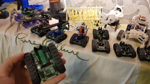 九重葛創客工作室 - 個人設計-歷代Ameba合照