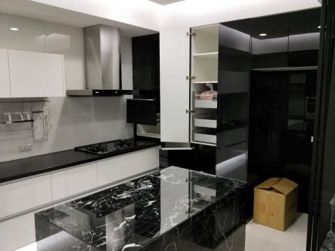 松榆系統傢俱 - 