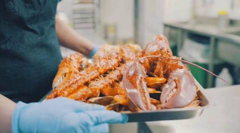 引上影像 - 知名美式餐廳Shrimp Daddy形象廣告拍攝