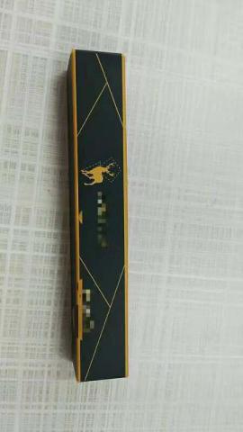 Laura - 進行大貨前會先提供客戶看3D小樣,確認無誤後才進行,可完全安心