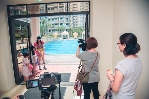 忠興廣告有限公司 - 