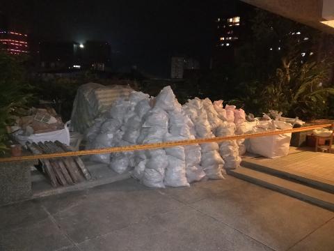 泰豐工程行-yumi - 廢棄物清運