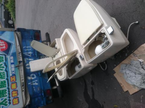 太陽電工程 - 馬桶更換