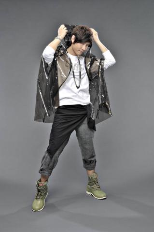 波光弄影造像工作室 - 請看網頁www.wave-light.com