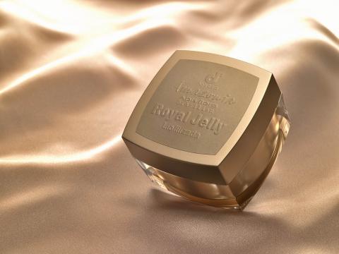 波光弄影造像工作室 - 請看網頁www.wave-light.com