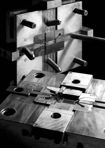 波光弄影造像工作室 - 請看網頁www.wave-light.com