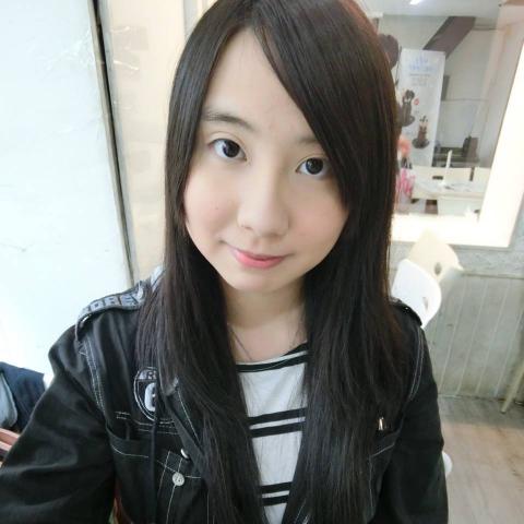 提供deepl翻译pdf服務的專家萬瑞玲