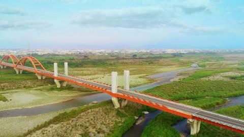 CITYview空拍 - 案件配合-烏日溪尾大橋拍攝