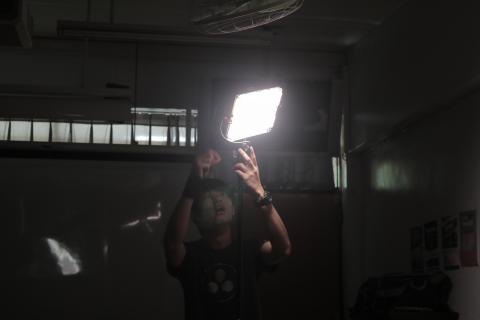 王靖凱(影像創作者) - 攝影燈光