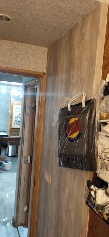 全宏工作室 - 1080327松山區三民路113巷。壁紙施工。 全宏工作室 - 1080327松山區三民路113巷。壁紙施工。