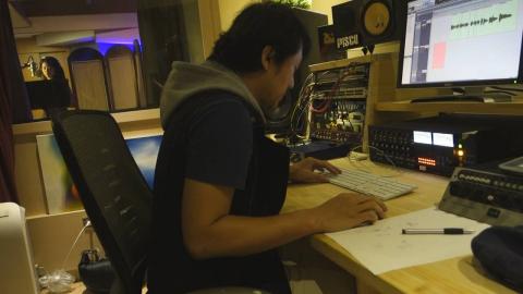 棒室音樂。笛雁 - 為大愛電視台 "樂事美聲錄"節目 製作配唱片頭曲  ,  歌手配唱錄音實況