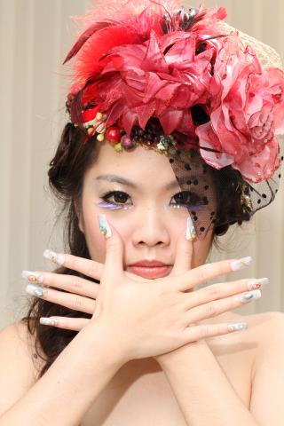 天使專業紋繡美甲美睫美容館 - 