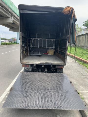 信運國際有限公司 - 167公分升降尾門