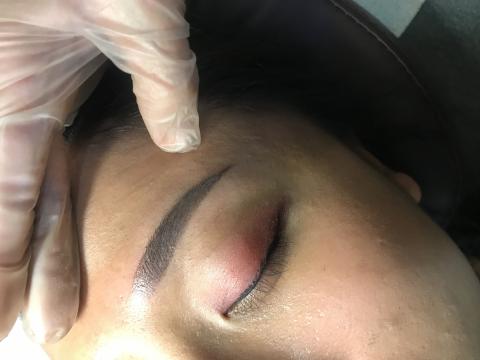 Sis Design 美睫/美甲/紋繡/教學 - 