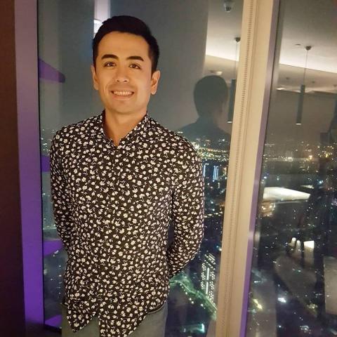 提供ptt移民服務的專家莫亞軒 CINA