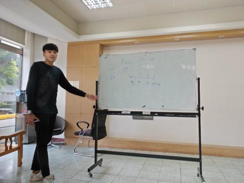 趙修武 - 東吳大學泰文小教室