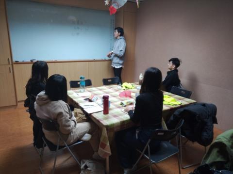 趙修武 - 東吳大學泰文小教室