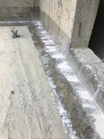 十八彩油漆工程 - 