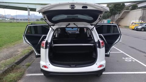 艾力克 -  艾力克 -