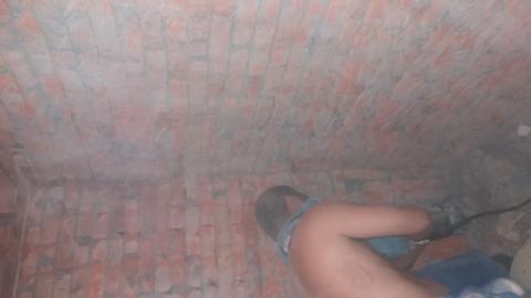 房屋修繕 - 拆除……