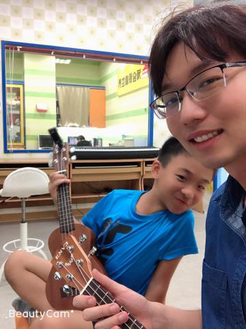 王良慕 - 烏克麗麗教學