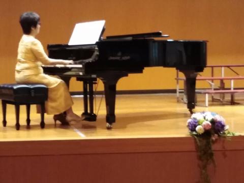 Dr. Chiang - 音樂廳表演