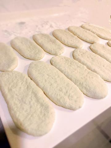 宇騰食品 - 待烤手工麵包