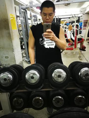 台北健身院 - 單手肱二頭肌訓練