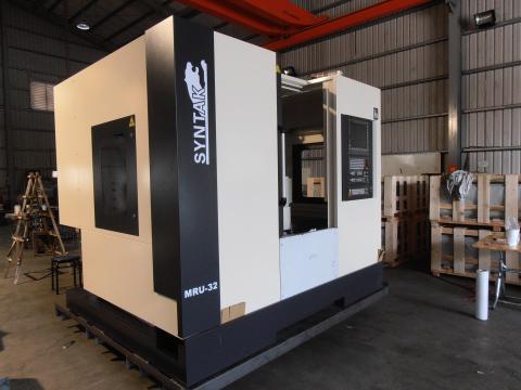 心特機械 - 5軸立式加工中心機