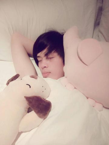 提供運送機車服務的專家羅志洋