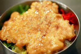 鑫富餐飲有限公司 - 員工伙食－排骨飯