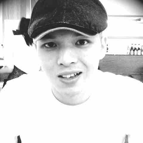 提供電動理髮器服務的專家OLDMAN